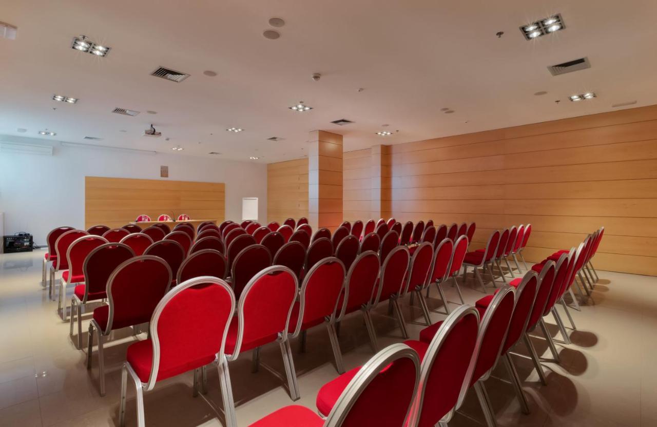 Bluesun Hotel Elaphusa Bol Dış mekan fotoğraf