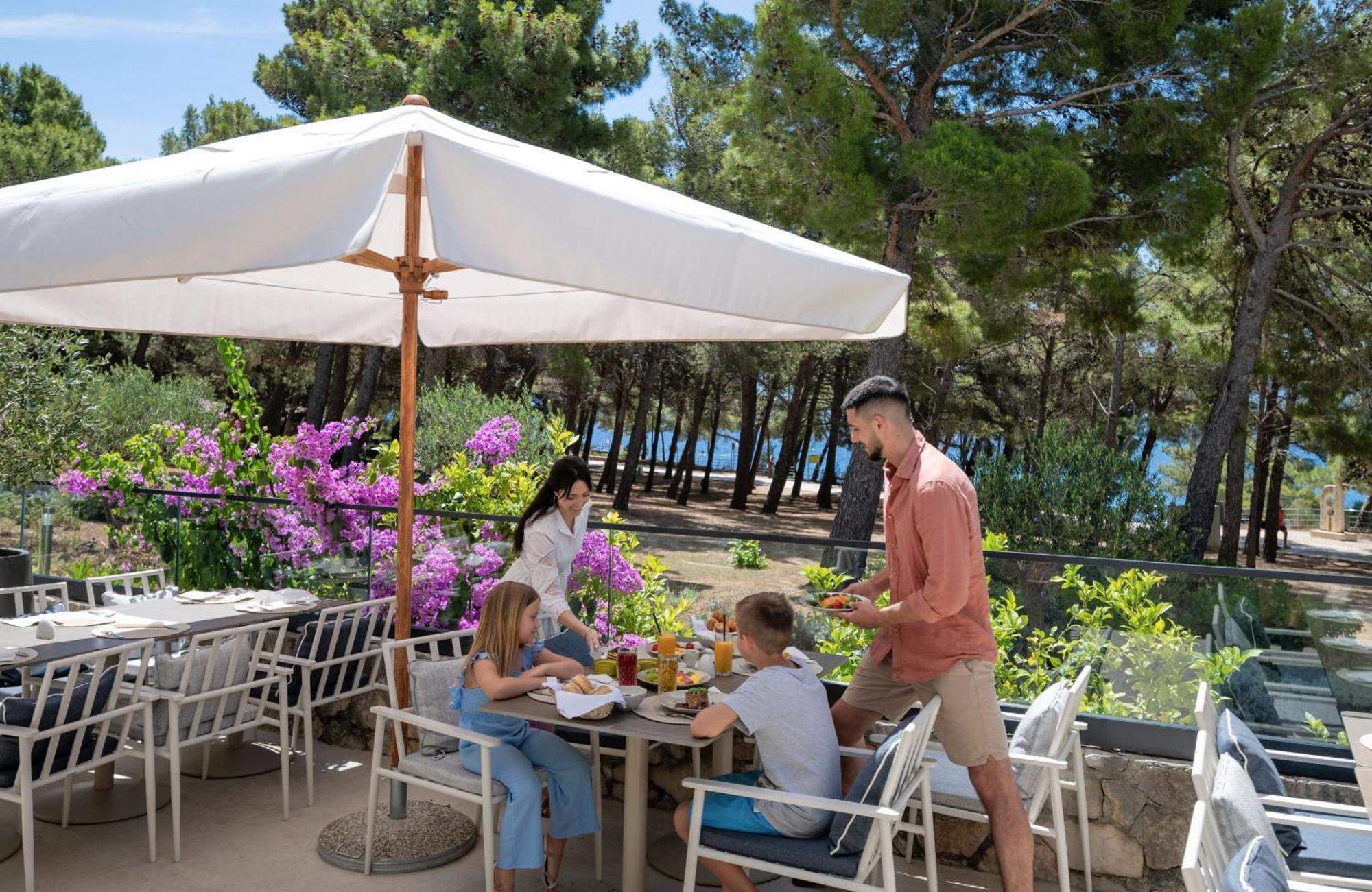 Bluesun Hotel Elaphusa Bol Dış mekan fotoğraf
